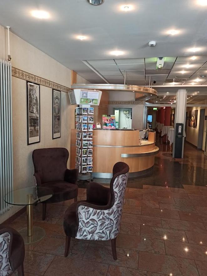 Hotel Domicil Schoenebeck ภายนอก รูปภาพ