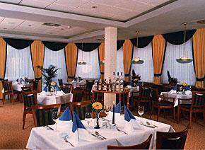 Hotel Domicil Schoenebeck ภายนอก รูปภาพ